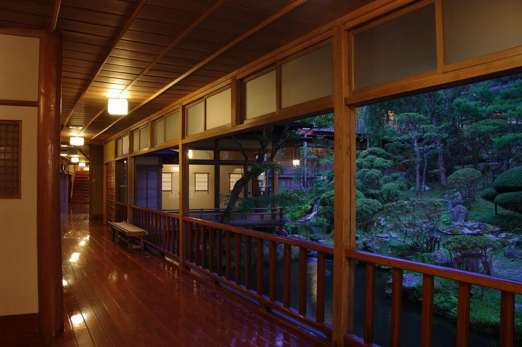 Hotel Mukaitaki Aizuwakamacu Exteriér fotografie